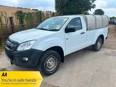 Used Isuzu D-Max 2013 White Pickup