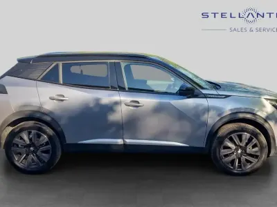 Second-hand Peugeot 2008 Premium 129 CP (94 kW) 2022 Gri SUV