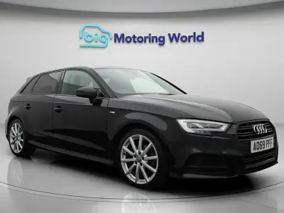 Używany Audi A3 Sportback Black Edition 116 KM (85 kW) 2019 Czarny Hatchback