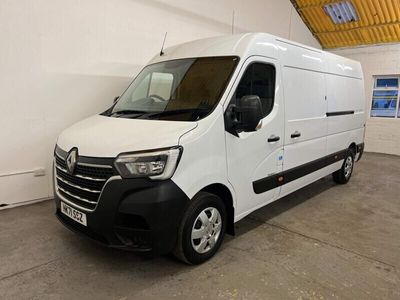 used Renault Master LM35dCi 135 Business+ Medium Roof Van