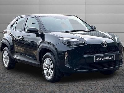 Used Toyota Yaris Cross 116 HP (85 kW) 2024 Eclipse black SUV