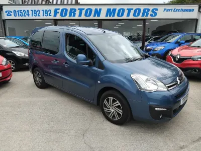 Used Citroën Berlingo Feel 2017 Blue MPV
