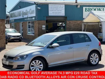 Begagnad VW Golf VII SE 105 HK (77 kW) 2013 Silver Halvkombi