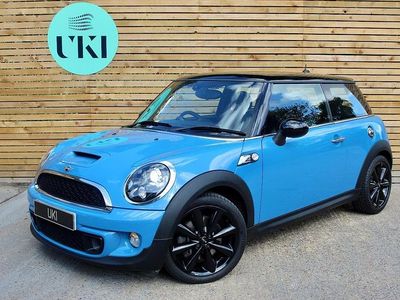 Blue Used 2013 Mini Cooper S Hatch Hatchback | £6,990 (Fair price)