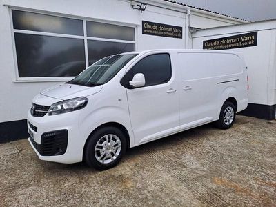 White Used 2020 Vauxhall Vivaro Sportive MPV | £11,995 (Fair price)