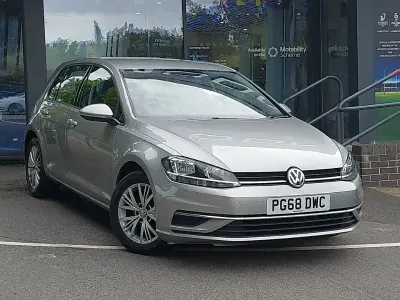 Used VW Golf VII SE 115 HP (84 kW) 2019 Silver Hatchback