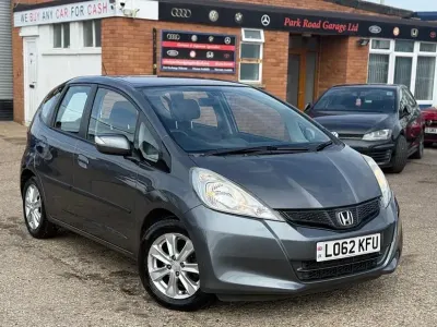 Used Honda Jazz ES 99 HP (72 kW) 2013 Grey Hatchback