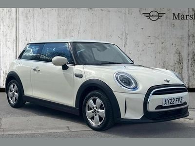 Used Mini Cooper Classic 134 HP (98 kW) 2022 White Hatchback