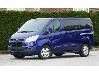Used Ford Tourneo Titanium 130 HP (95 kW) 2018 Blue MPV
