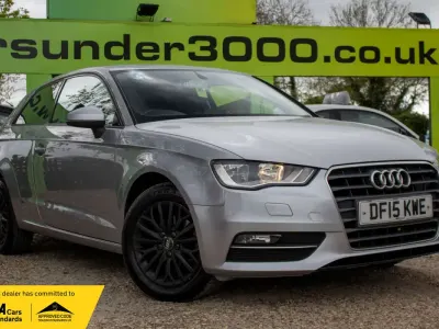 Usado Audi A3 Business 110 HP (80 kW) 2015 Prateado Citadino