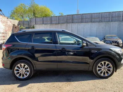 Second-hand Ford Kuga Titanium 120 CP (88 kW) 2019 Negru SUV