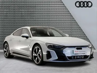 Used Audi e-tron GT quattro Comfort 384 kW (523 HP) 2023 Grey Sedan