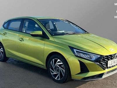 Used Hyundai i20 Advanced 100 HP (73 kW) 2025 Green Hatchback