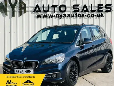 Usado BMW 218 Luxury Line 136 CV (100 kW) 2014 Azul Familiar