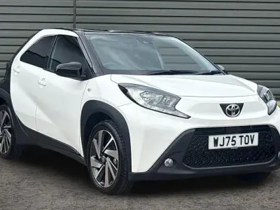 New Toyota Aygo X 72 HP (52 kW) 2025 White SUV
