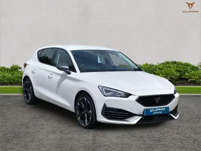 Used Cupra Leon 147 HP (108 kW) 2024 White Hatchback