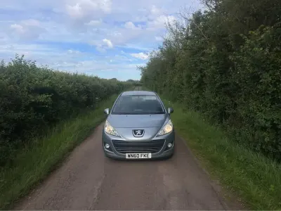 Used Peugeot 207 2010 Blue Hatchback