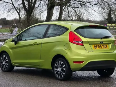Used Ford Fiesta Style 2009 Green Hatchback