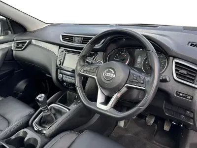 Used Nissan Qashqai N-Motion 140 HP (102 kW) 2021 Grey SUV