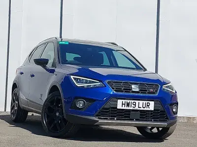Używany Seat Arona FR Sport 115 KM (84 kW) 2019 Niebieski SUV