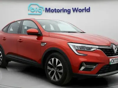 Used Renault Arkana Iconic 145 HP (106 kW) 2022 Red SUV
