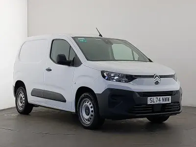 Gebraucht Citroën Berlingo 100 PS (73 kW) 2024 Weiß Van / Kleinbus