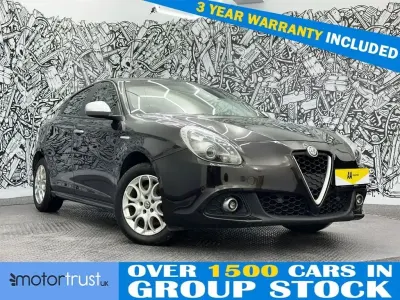 Begagnad Alfa Romeo Giulietta 150 HK (110 kW) 2018 Svart Halvkombi
