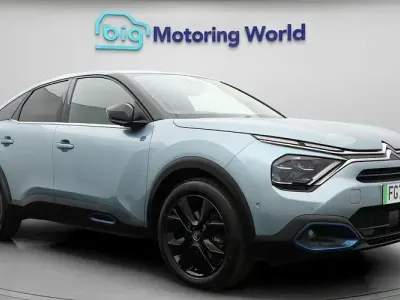 Used Citroën e-C4 Shine 100 kW (136 HP) 2022 Blue Hatchback