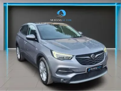 Second-hand Vauxhall Grandland X Elite 130 CP (95 kW) 2019 Gri SUV