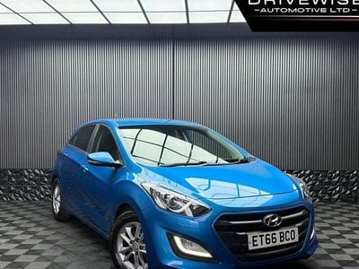 Blue Used 2016 Hyundai i30 SE Hatchback | £4,750 (Fair price)