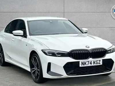 Usado BMW 330e M Sport 288 HP (211 kW) 2024 Branco