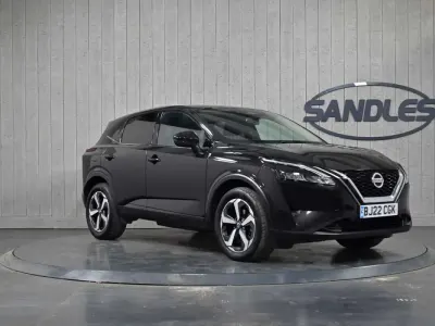 Used Nissan Qashqai N-Connecta 2022 Black SUV