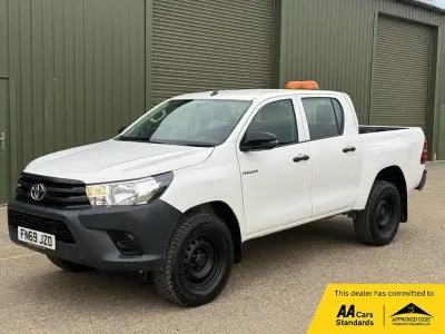 Usado Toyota HiLux Active 150 HP (110 kW) 2019 Branco Pickup