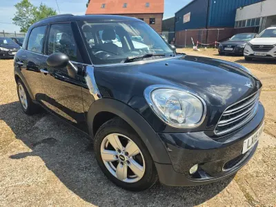 Used Mini ONE 98 HP (72 kW) 2015 Black Hatchback