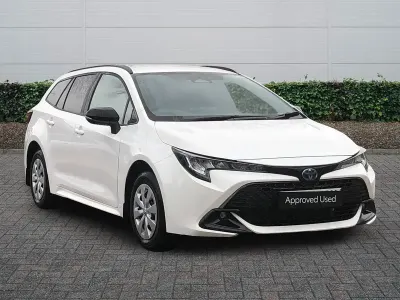 Used Toyota Corolla 140 HP (102 kW) 2025 White