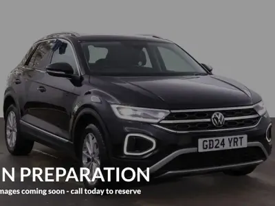 Used VW T-Roc Style 150 HP (110 kW) 2024 Black SUV
