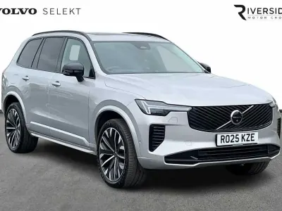 Usado Volvo XC90 Ultra 455 CV (334 kW) 2025 Plateado SUV