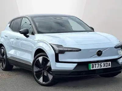 Nouă Volvo EX30 Performance 314 kW (428 CP) 2025 SUV