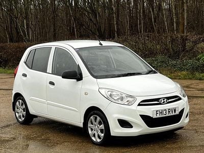 White Used 2013 Hyundai i10 Classic Hatchback | £3,430 (Fair price)
