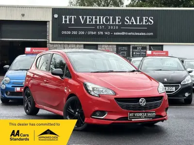 Used Vauxhall Corsa Edition 90 HP (66 kW) 2015 Red Hatchback