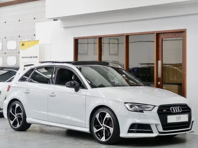 Begagnad Audi S3 Sportback Black Edition 2019 Vit Halvkombi