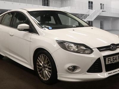Used Ford Focus Zetec 125 HP (91 kW) 2014 White Hatchback
