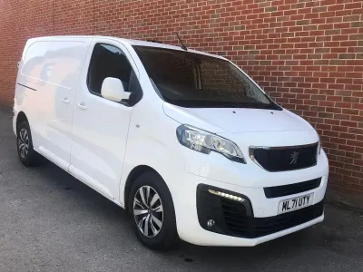 Used Peugeot Expert 2021 White Van