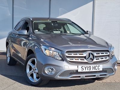 Mercedes GLA200