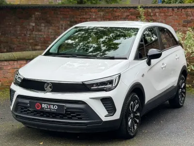 Used Vauxhall Crossland S 83 HP (61 kW) 2021 White SUV
