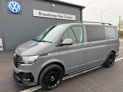 Usado VW Transporter Highline 2023 Cinzento Van