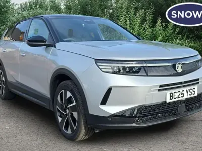 Used Vauxhall Grandland X Ultimate 145 HP (106 kW) 2025 Grey SUV
