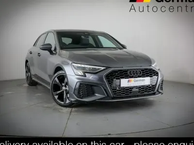 Usado Audi A3 S-Line 110 HP (80 kW) 2023 Cinzento Sedan