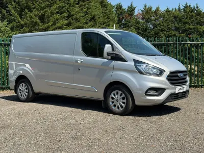 Used Ford Transit Custom Limited 130 HP (95 kW) 2023 Silver