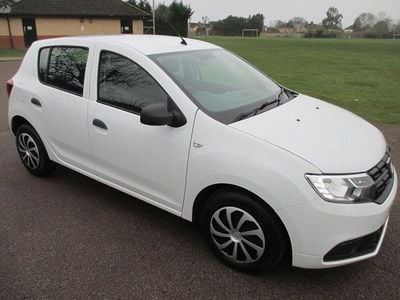White Used 2018 Dacia Sandero Ambiance Hatchback | £3,691 (Good price)